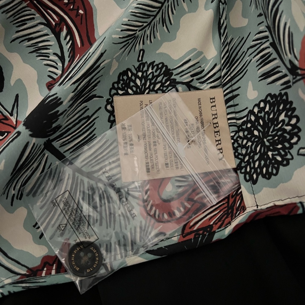NWT RARE Burberry Beasts Dress - Picture 3 of 3